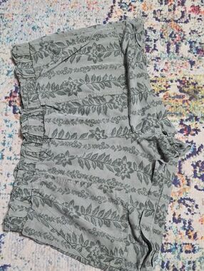 Time and Tru Sage Floral Smocked Waist Shorts